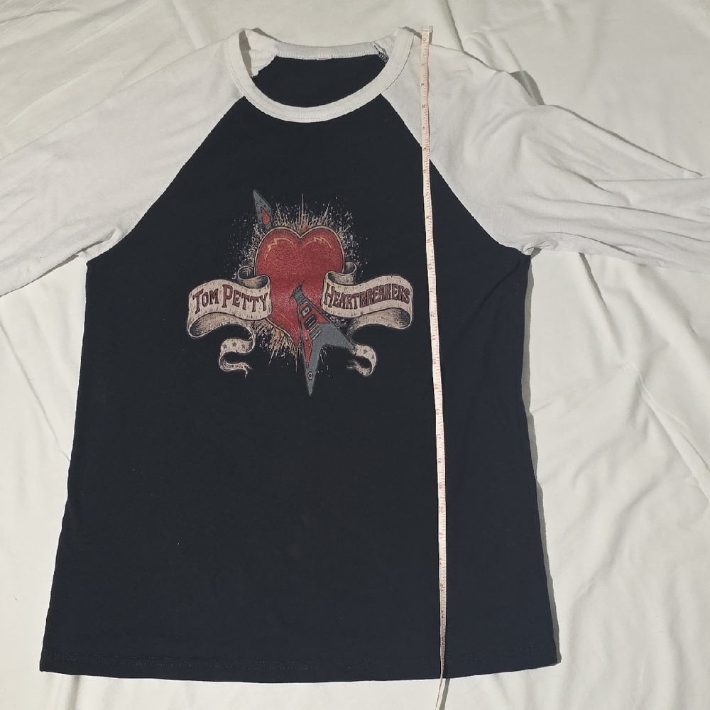Tom Petty Band Concert 3 Quarter Sleeve Tee White Black Red Raglan Women's M - Picture 7 of 11